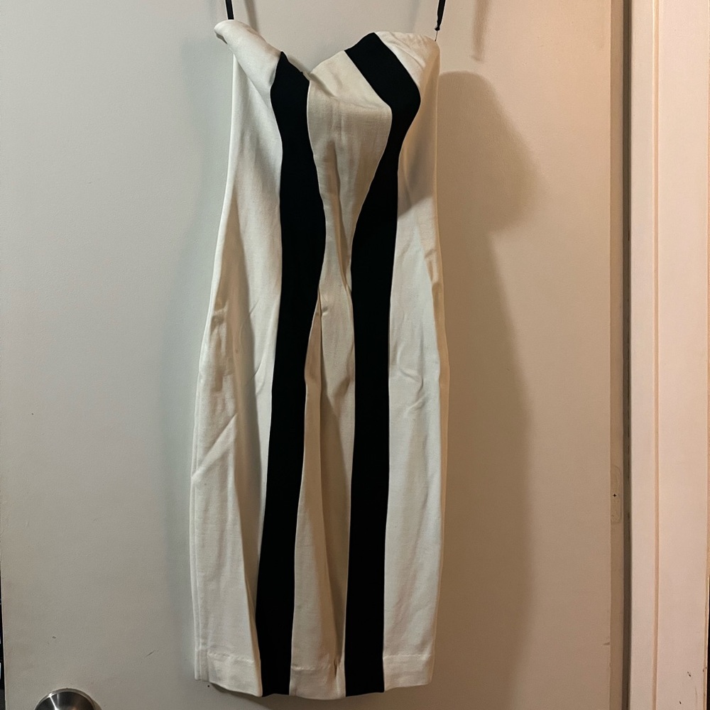 Xxs Bebe dress very stretchy